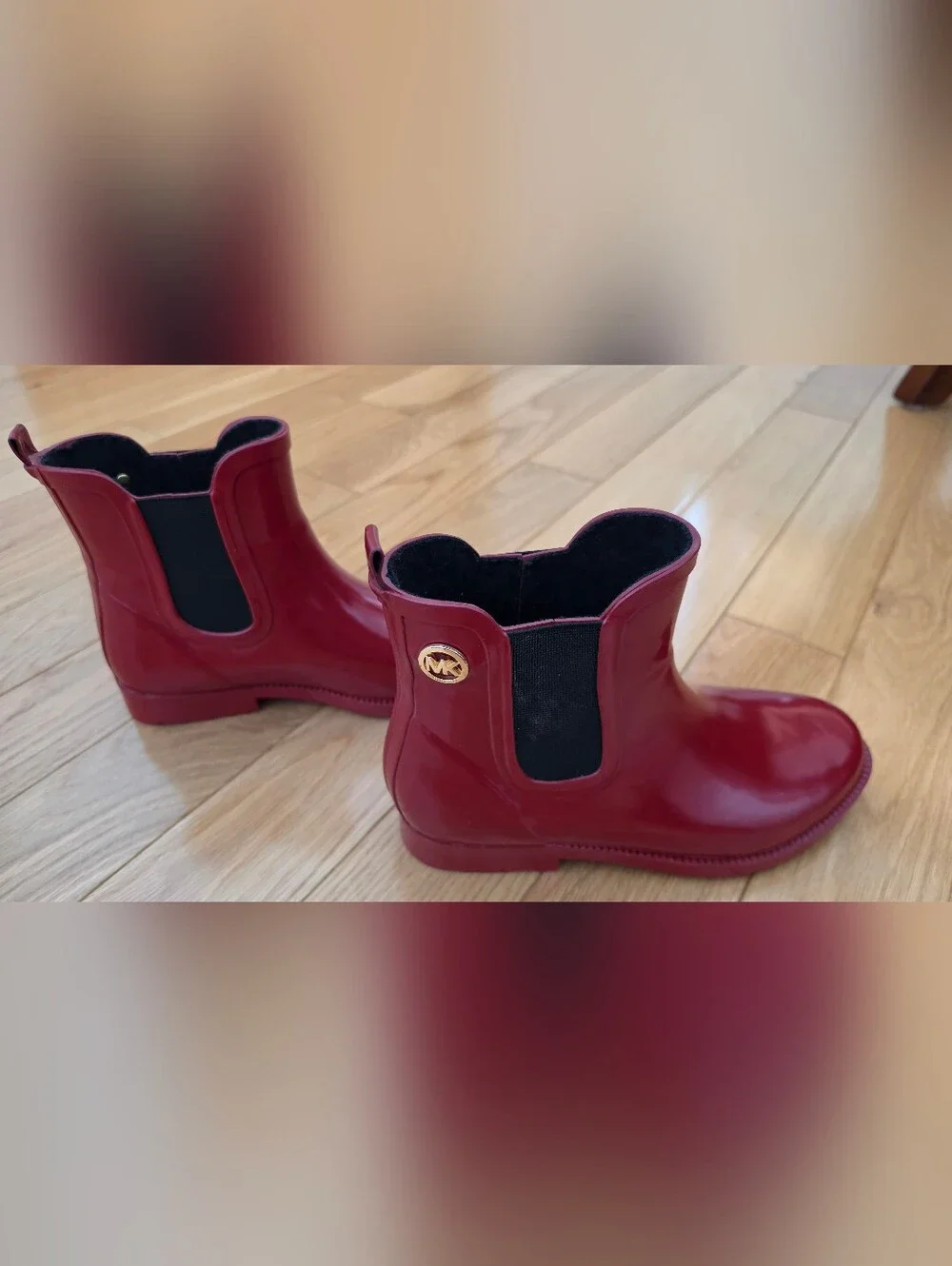 Michael KORS CHARM RED BLACK GOLD MK LOGO SHORT RAIN BOOTS Size US 6.5